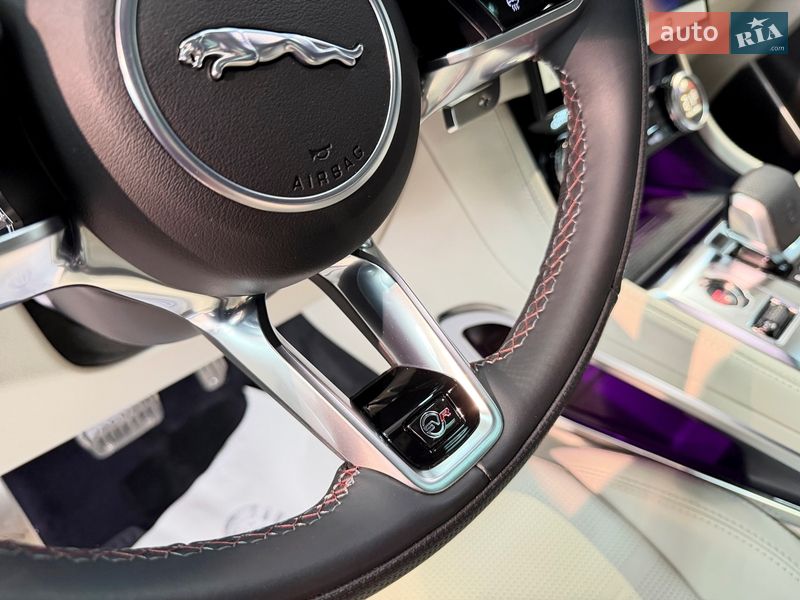 Позашляховик / Кросовер Jaguar F-Pace 2022 в Чернігові фото 23 Позашляховик / Кросовер Jaguar F-Pace 2022 в Чернігові