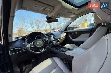 Внедорожник / Кроссовер Jaguar F-Pace 2017 в Пирятине