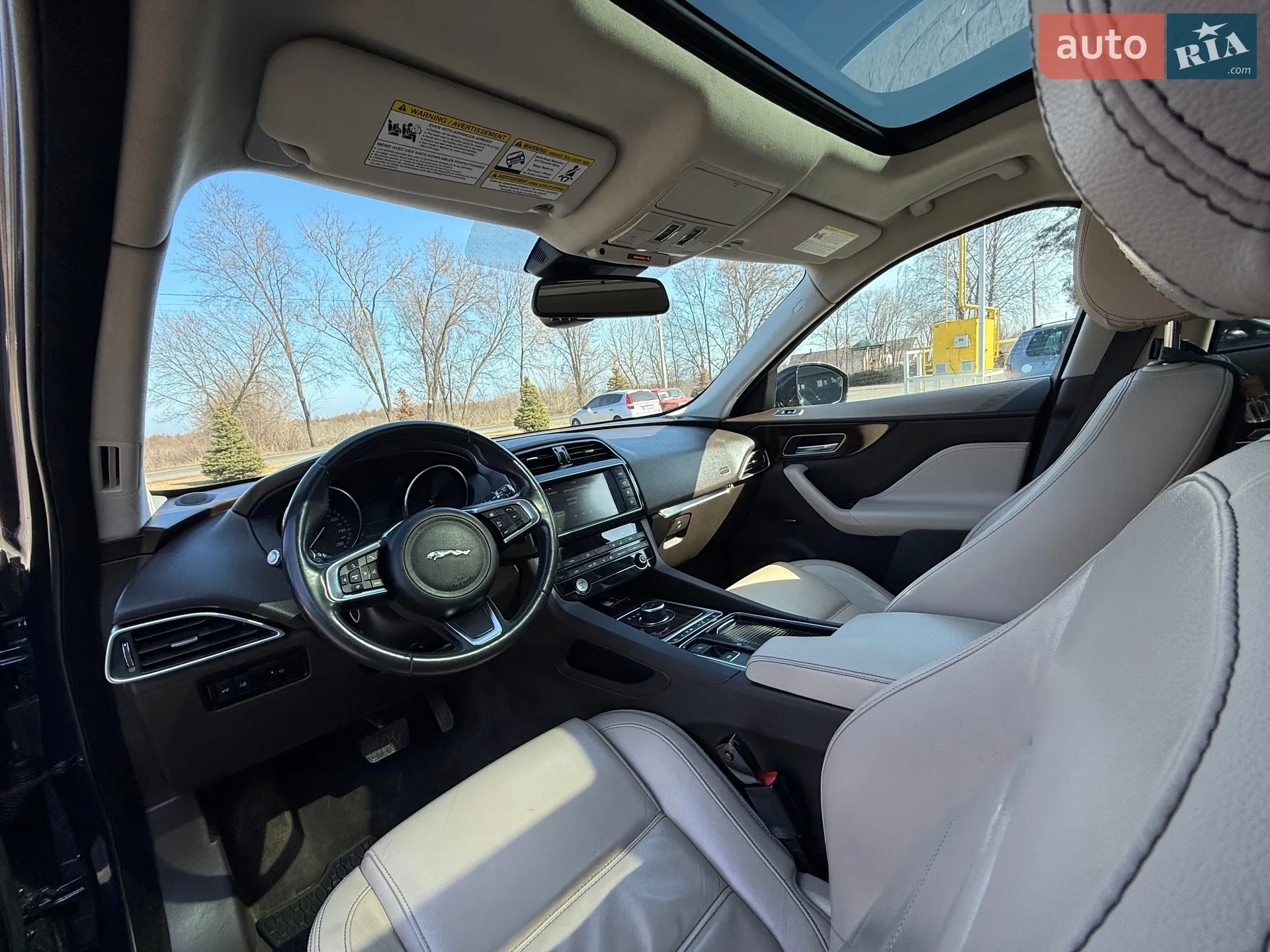 2017 Jaguar F-Pace - мініатюра 9