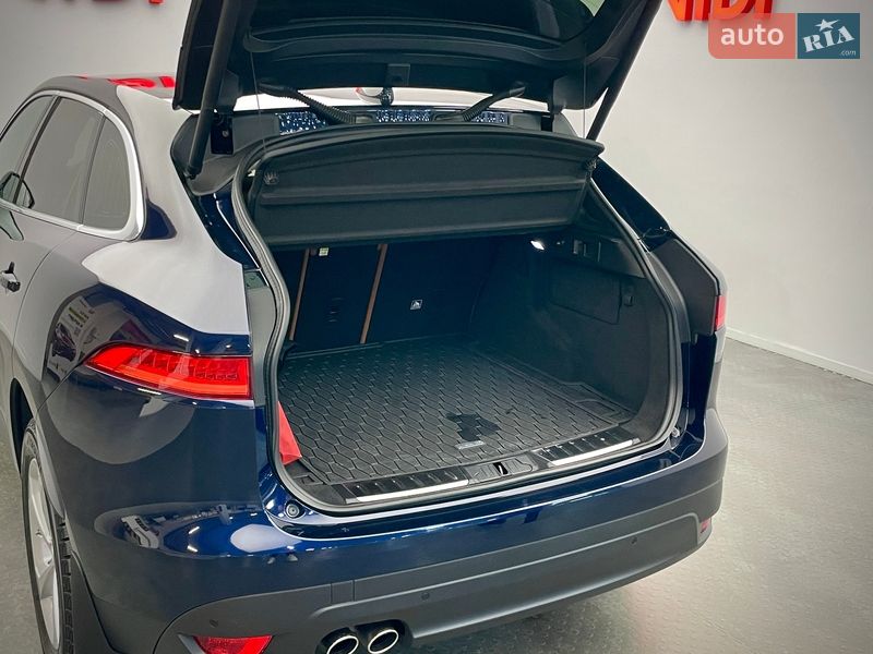 Внедорожник / Кроссовер Jaguar F-Pace 2019 в Киеве