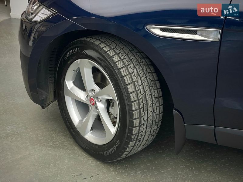 Внедорожник / Кроссовер Jaguar F-Pace 2019 в Киеве