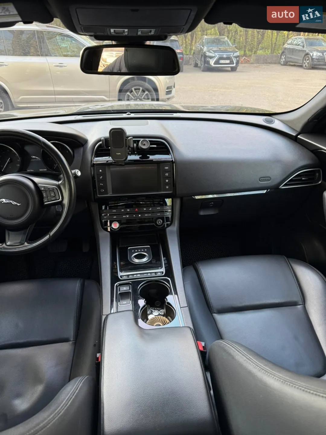 2016 Jaguar F-Pace - мініатюра 10