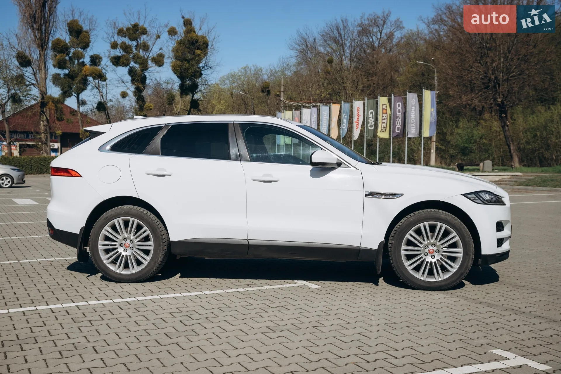 2016 Jaguar F-Pace - мініатюра 5