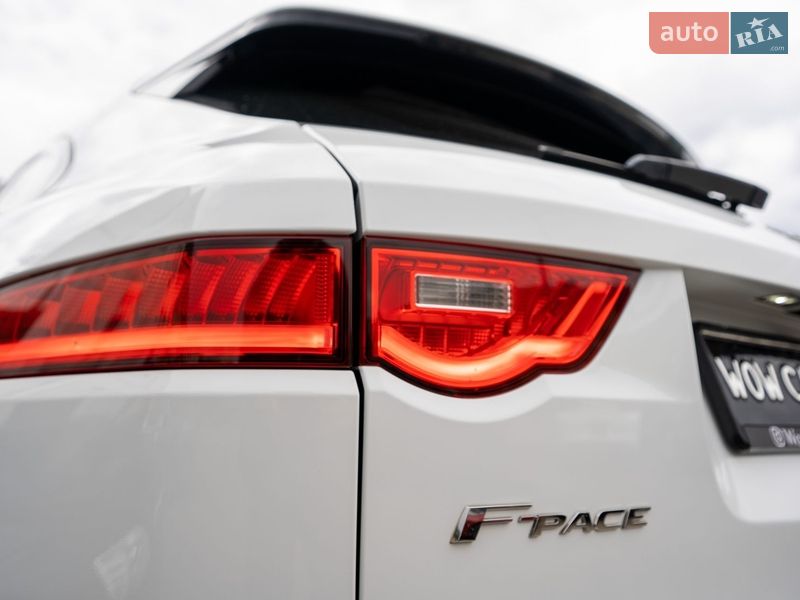 Внедорожник / Кроссовер Jaguar F-Pace 2017 в Киеве