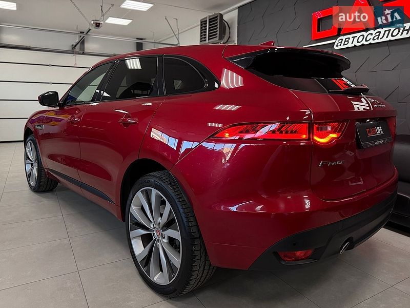 Внедорожник / Кроссовер Jaguar F-Pace 2018 в Тернополе
