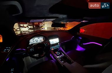 Позашляховик / Кросовер Jaguar F-Pace 2016 в Києві