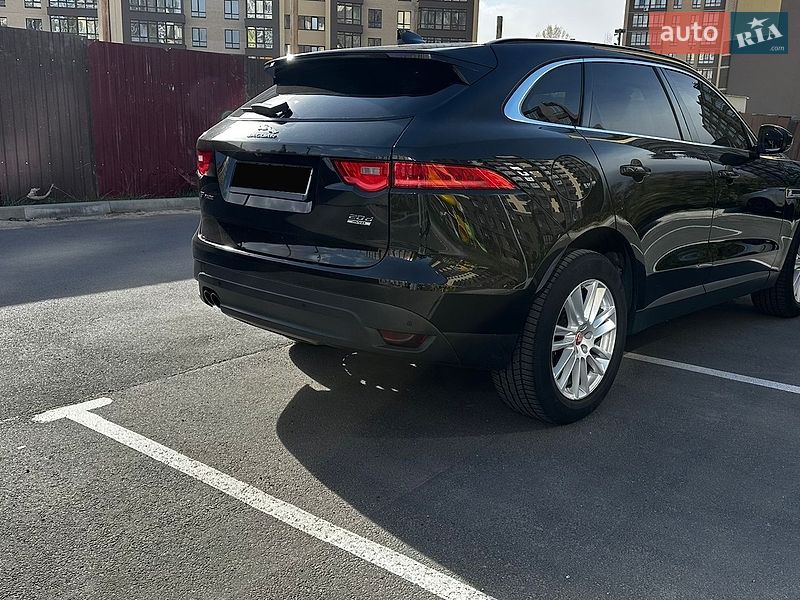 Позашляховик / Кросовер Jaguar F-Pace 2016 в Чернігові фото 7 Позашляховик / Кросовер Jaguar F-Pace 2016 в Чернігові