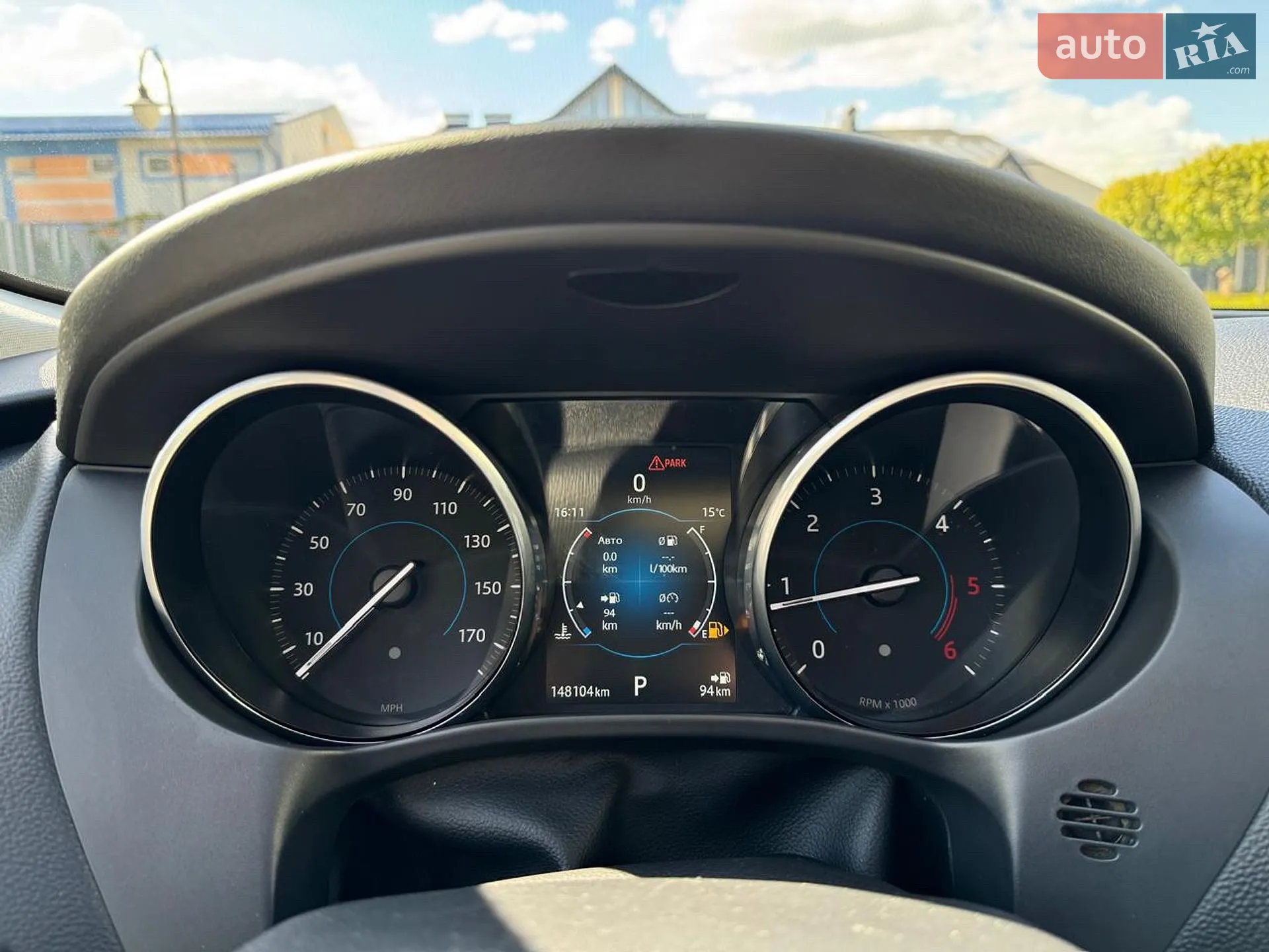 2016 Jaguar F-Pace - мініатюра 47