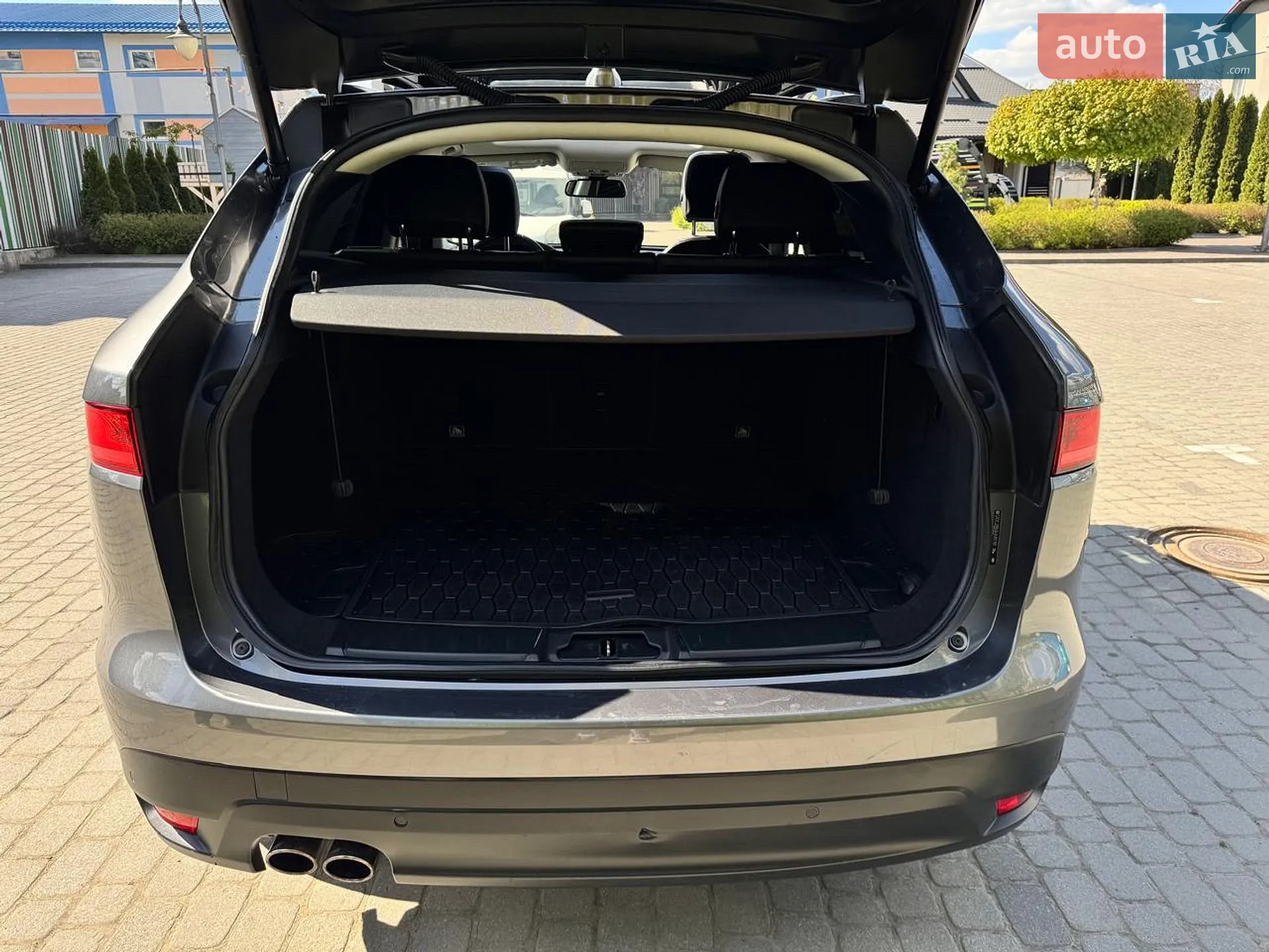 2016 Jaguar F-Pace - мініатюра 60
