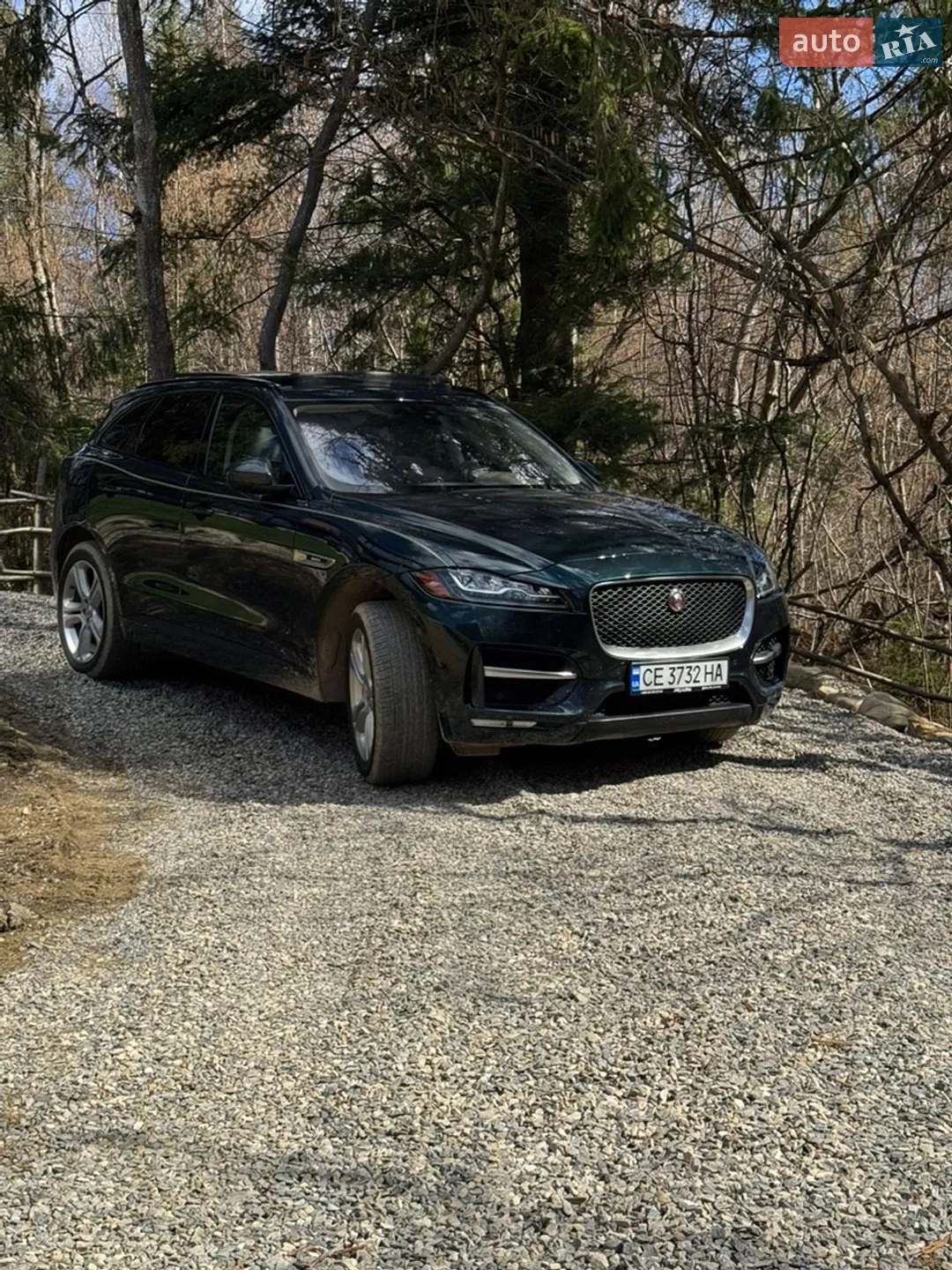 2017 Jaguar F-Pace - мініатюра 2