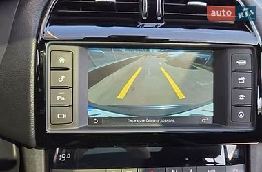 Внедорожник / Кроссовер Jaguar F-Pace 2016 в Киеве