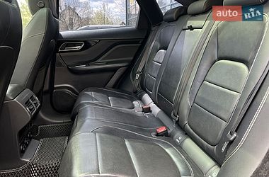 Позашляховик / Кросовер Jaguar F-Pace 2016 в Івано-Франківську