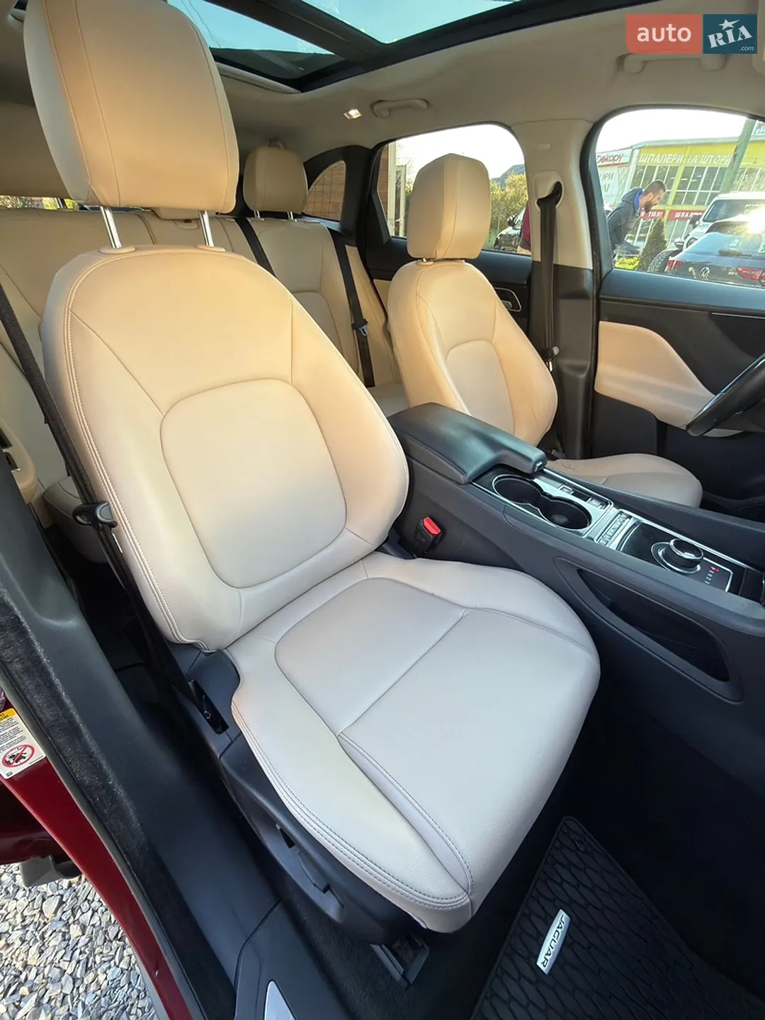 2016 Jaguar F-Pace - мініатюра 16