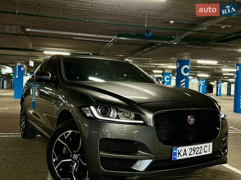 Jaguar F-Pace 2016