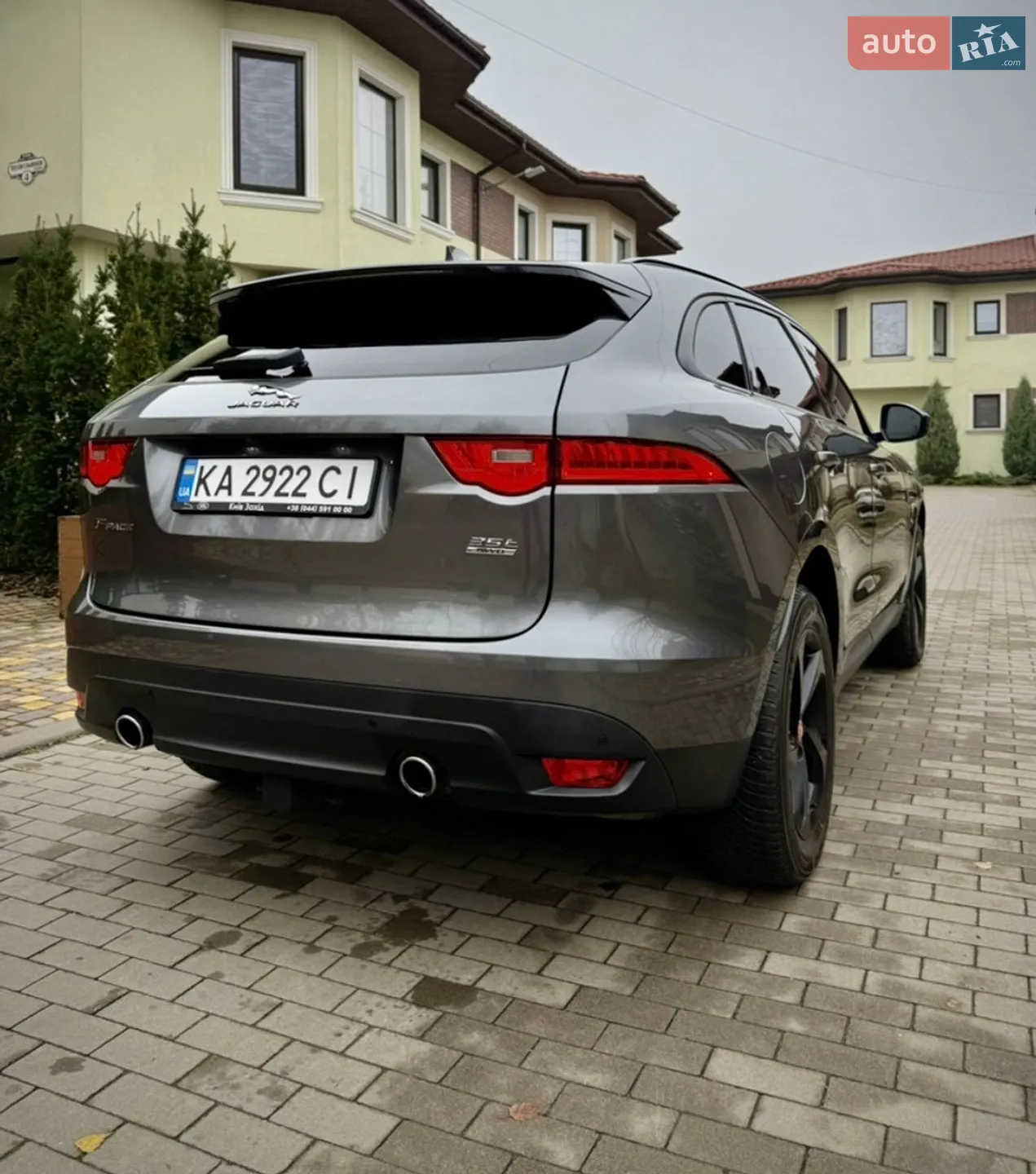 2016 Jaguar F-Pace - мініатюра 13