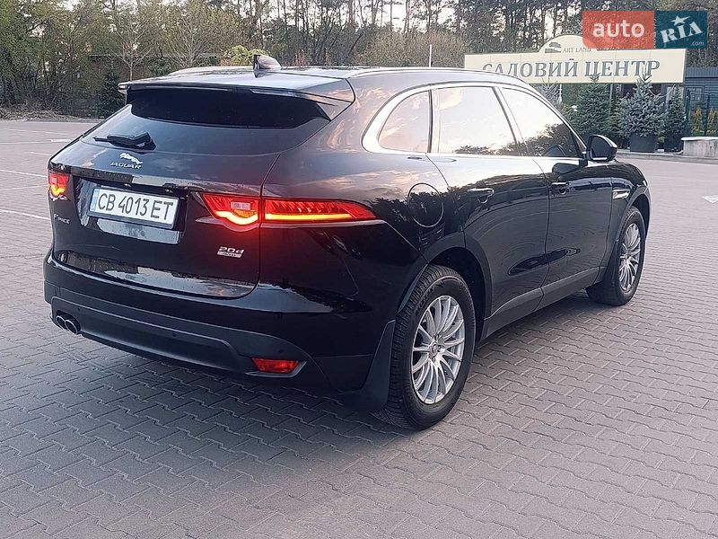 Внедорожник / Кроссовер Jaguar F-Pace 2016 в Чернигове