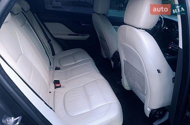 Внедорожник / Кроссовер Jaguar F-Pace 2016 в Чернигове