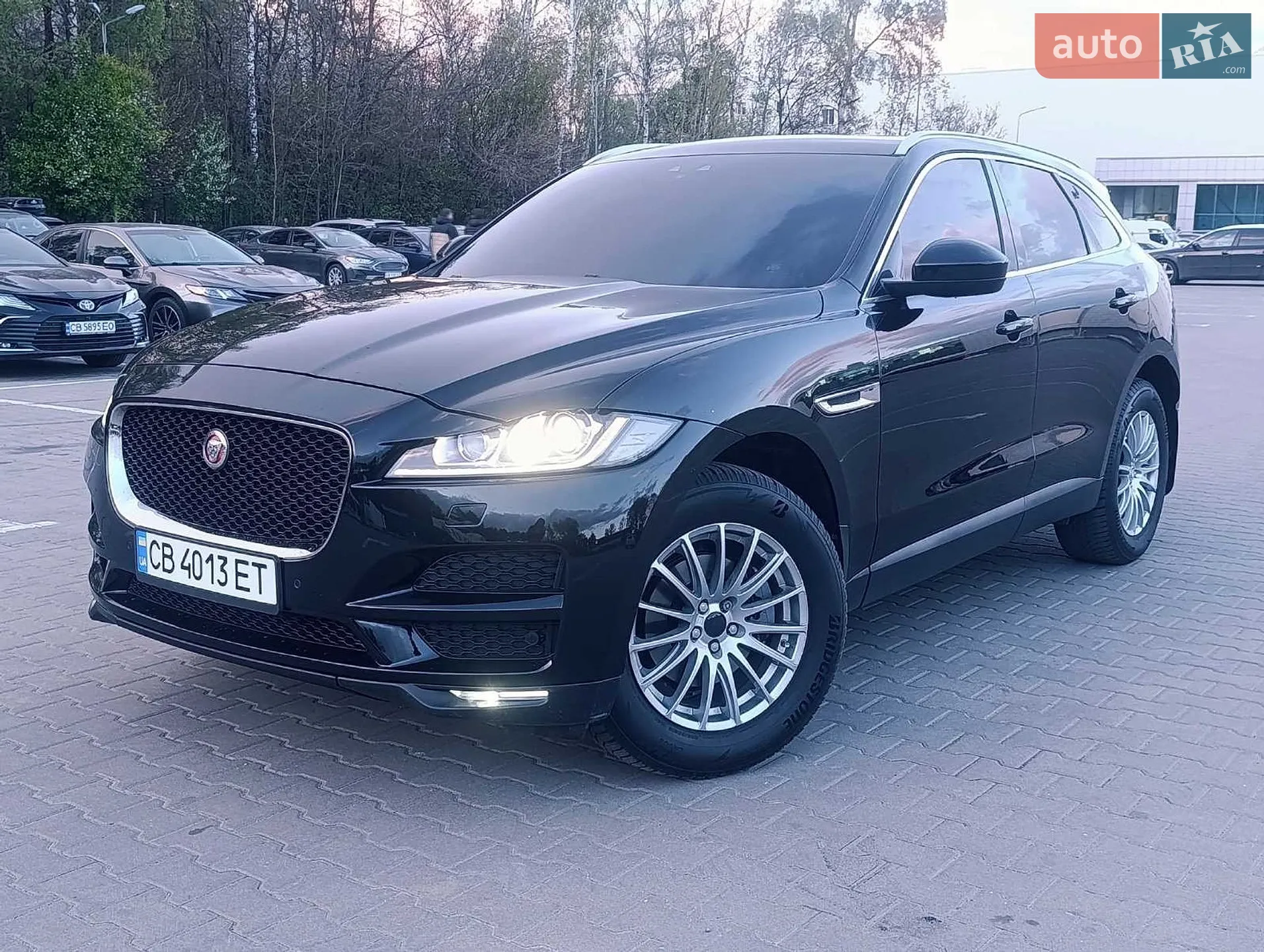 2016 Jaguar F-Pace - мініатюра 23