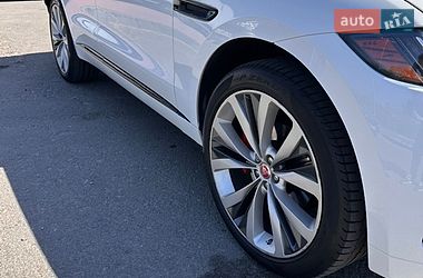 Позашляховик / Кросовер Jaguar F-Pace 2018 в Києві