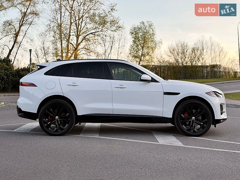 Внедорожник / Кроссовер Jaguar F-Pace 2022 в Киеве