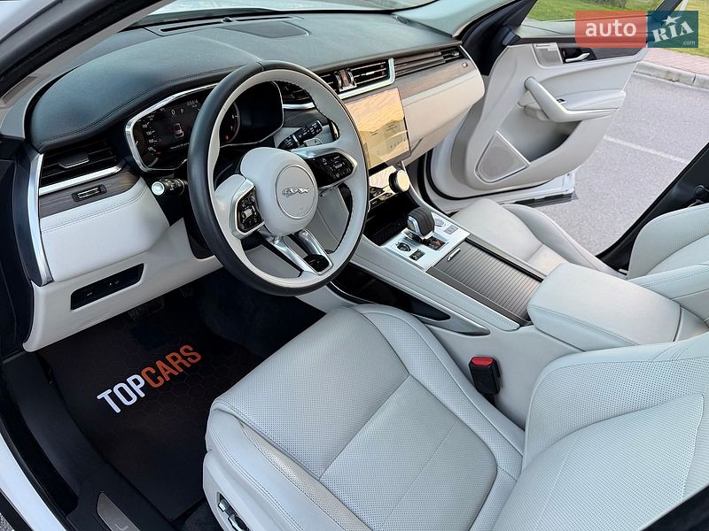 Внедорожник / Кроссовер Jaguar F-Pace 2022 в Киеве