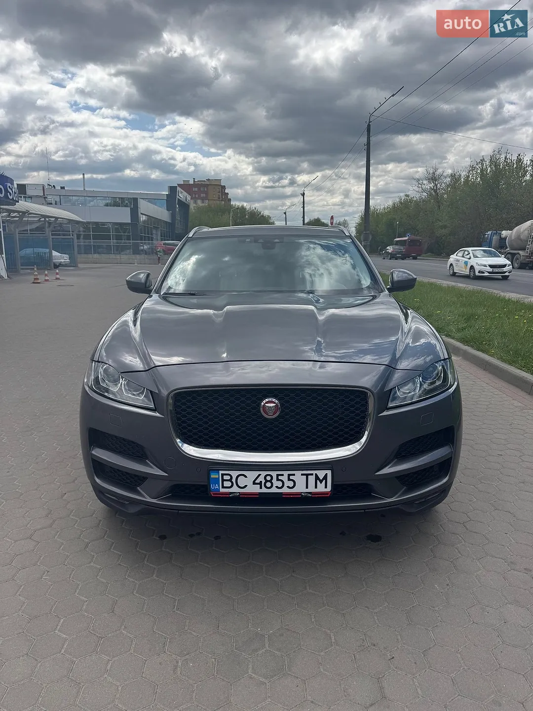 2017 Jaguar F-Pace - мініатюра 3