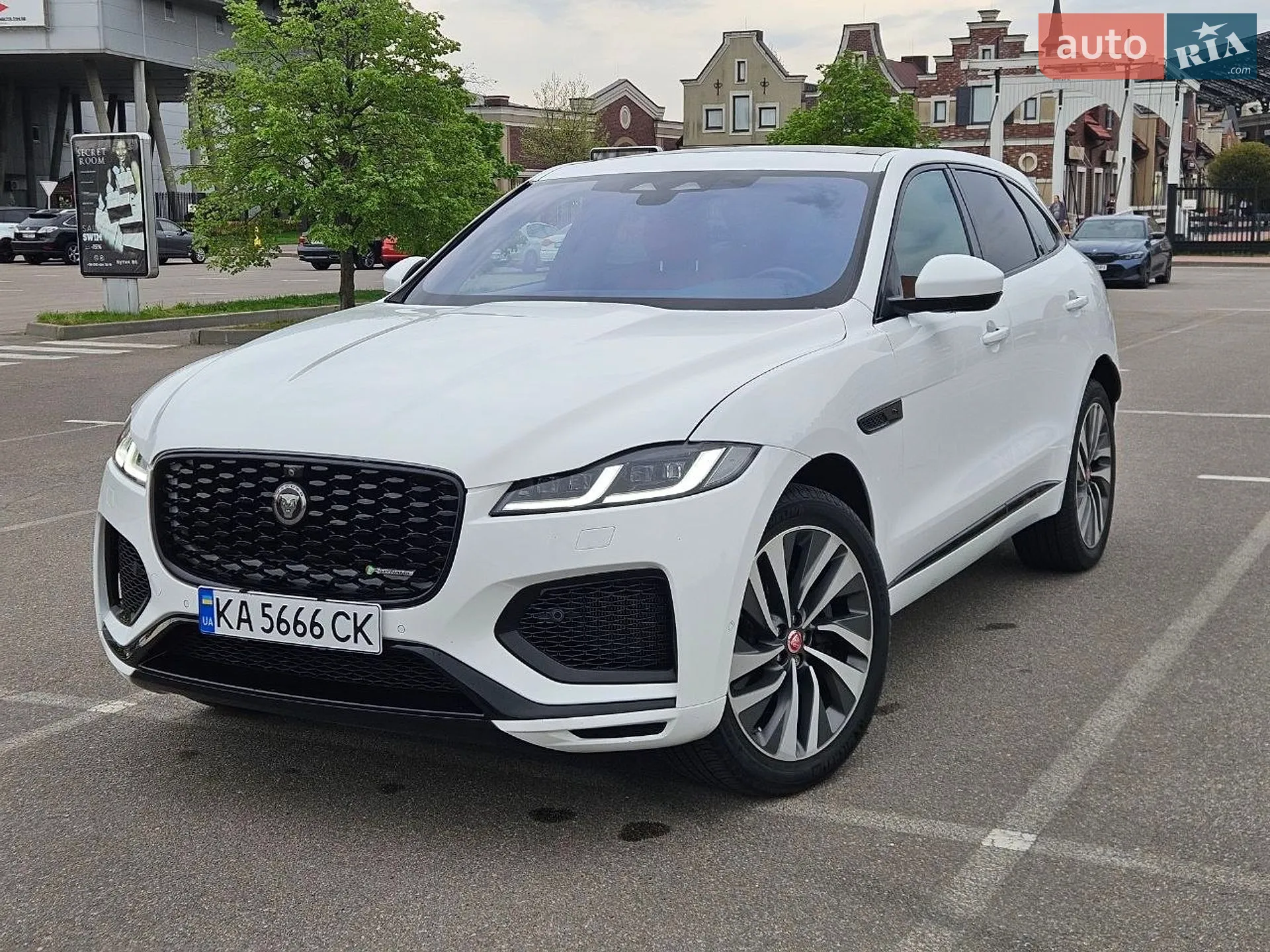 2021 Jaguar F-Pace - мініатюра 5