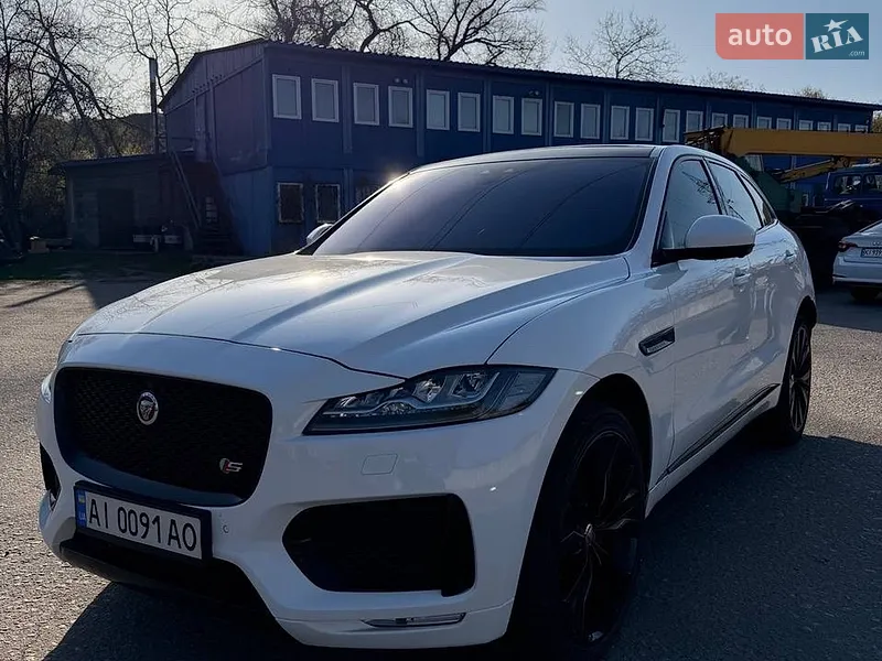 Jaguar F-Pace