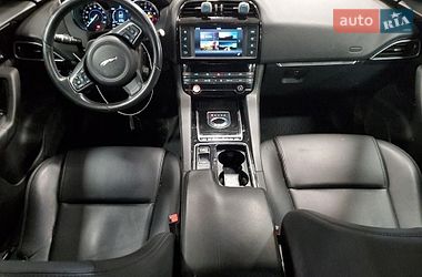 Внедорожник / Кроссовер Jaguar F-Pace 2018 в Киеве