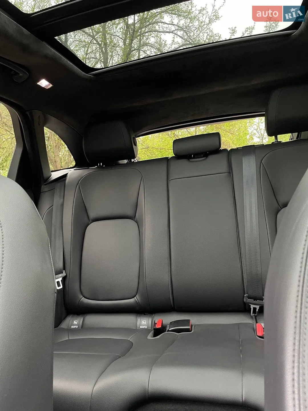 2018 Jaguar F-Pace - мініатюра 21