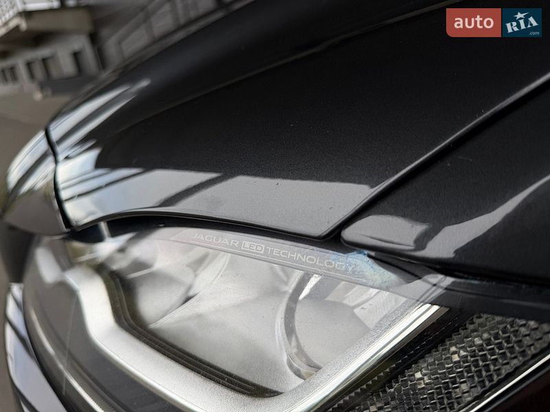 Позашляховик / Кросовер Jaguar F-Pace 2016 в Києві