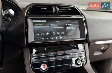 Позашляховик / Кросовер Jaguar F-Pace 2016 в Києві