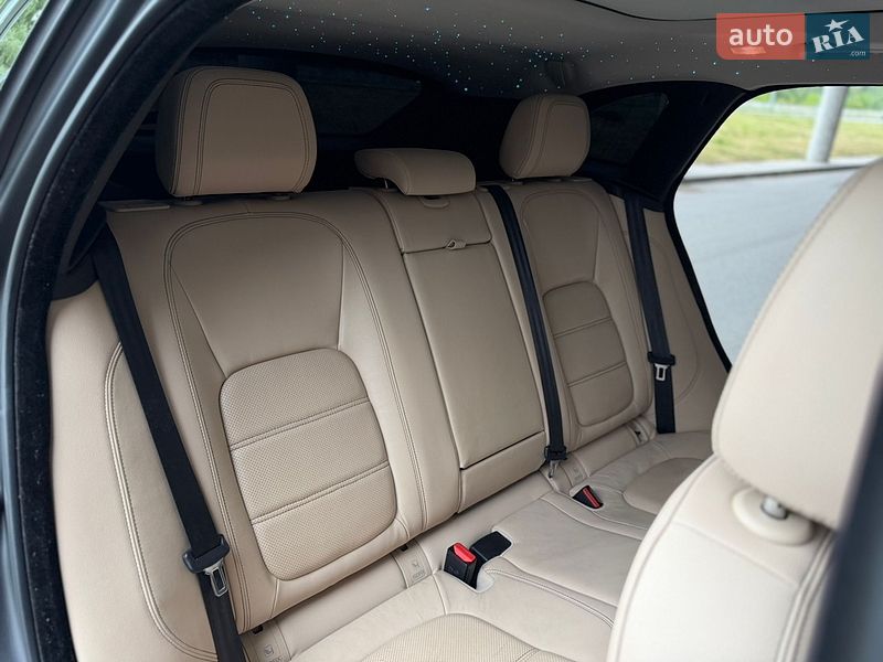 Внедорожник / Кроссовер Jaguar F-Pace 2016 в Киеве