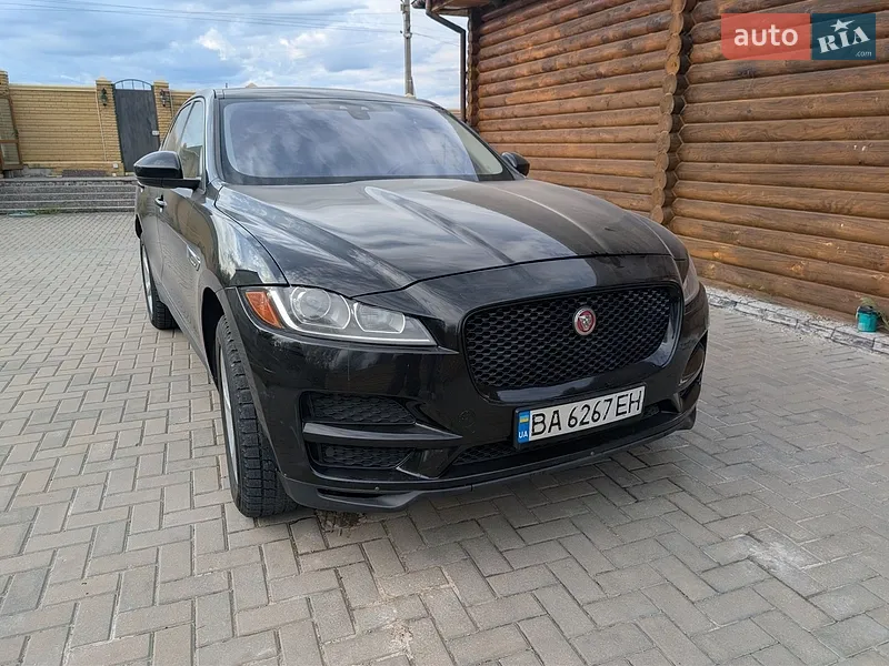 Jaguar F-Pace