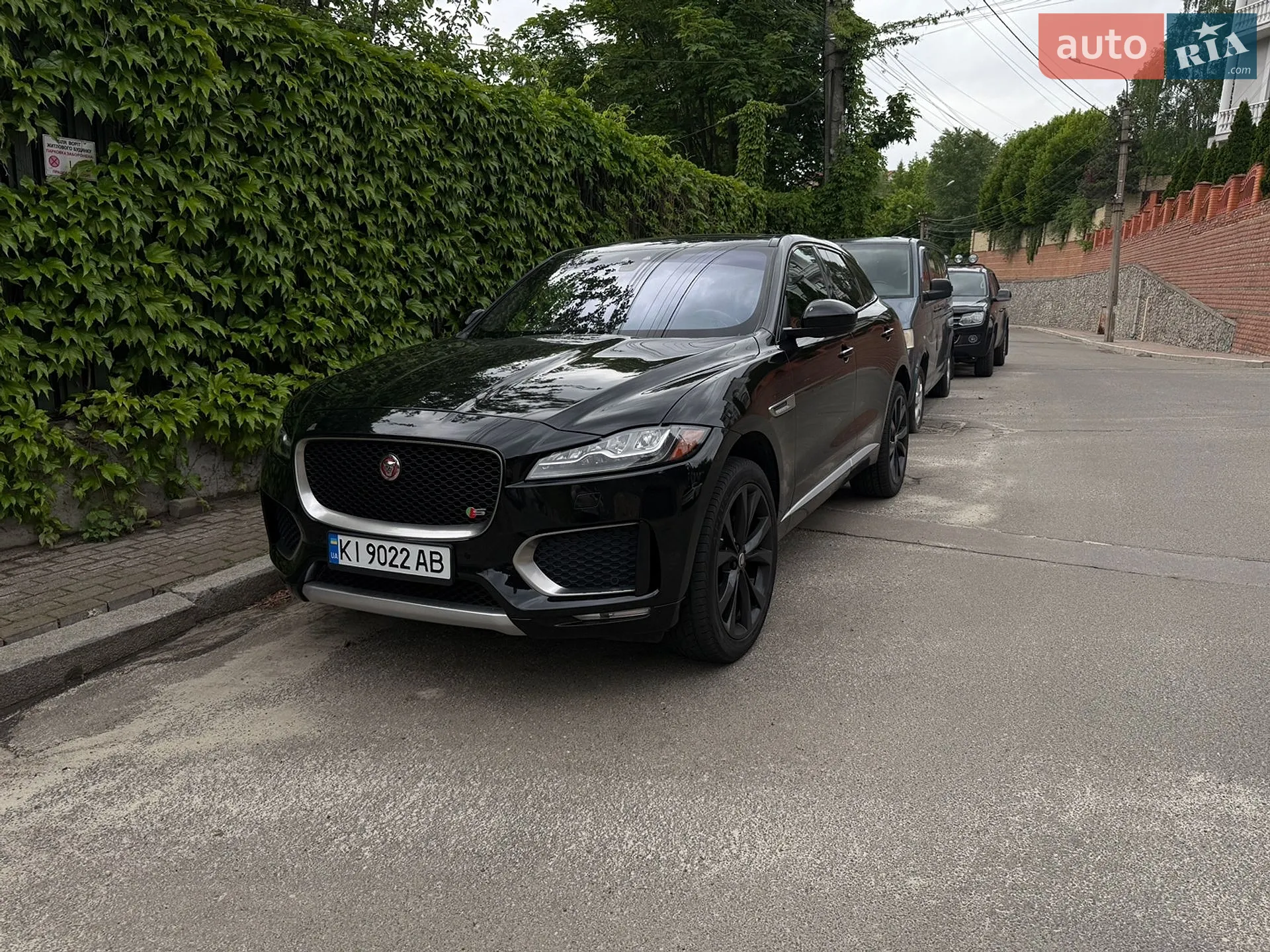 2019 Jaguar F-Pace - мініатюра 2