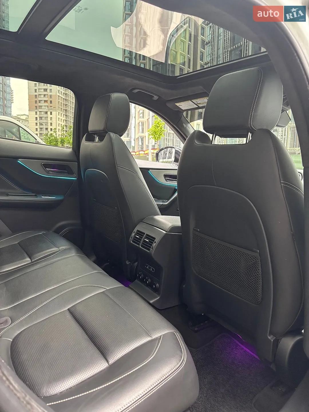 2019 Jaguar F-Pace - мініатюра 10
