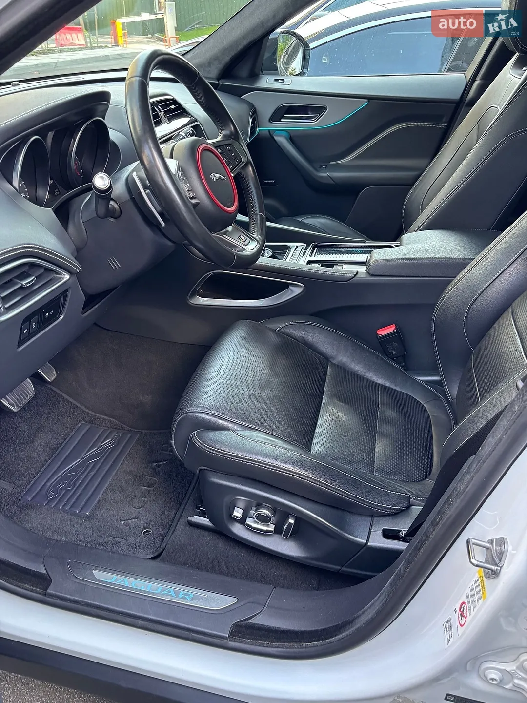 2019 Jaguar F-Pace - мініатюра 8
