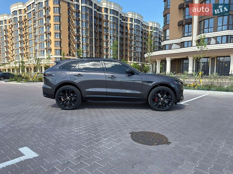 Внедорожник / Кроссовер Jaguar F-Pace 2021 в Киеве