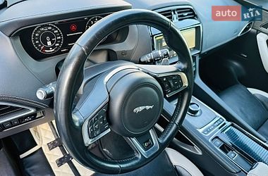 Внедорожник / Кроссовер Jaguar F-Pace 2018 в Киеве