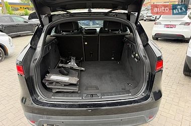 Внедорожник / Кроссовер Jaguar F-Pace 2016 в Луцке