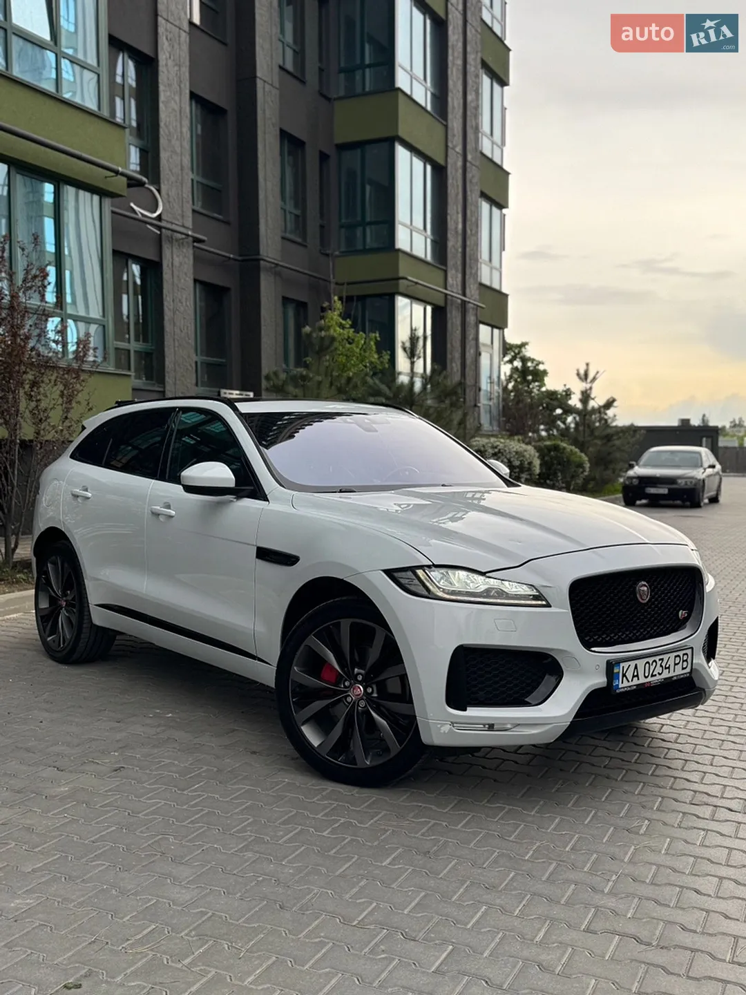 2016 Jaguar F-Pace - мініатюра 6