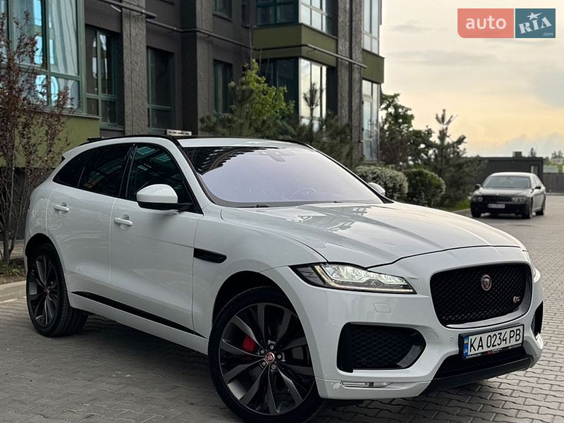 Внедорожник / Кроссовер Jaguar F-Pace 2016 в Киеве