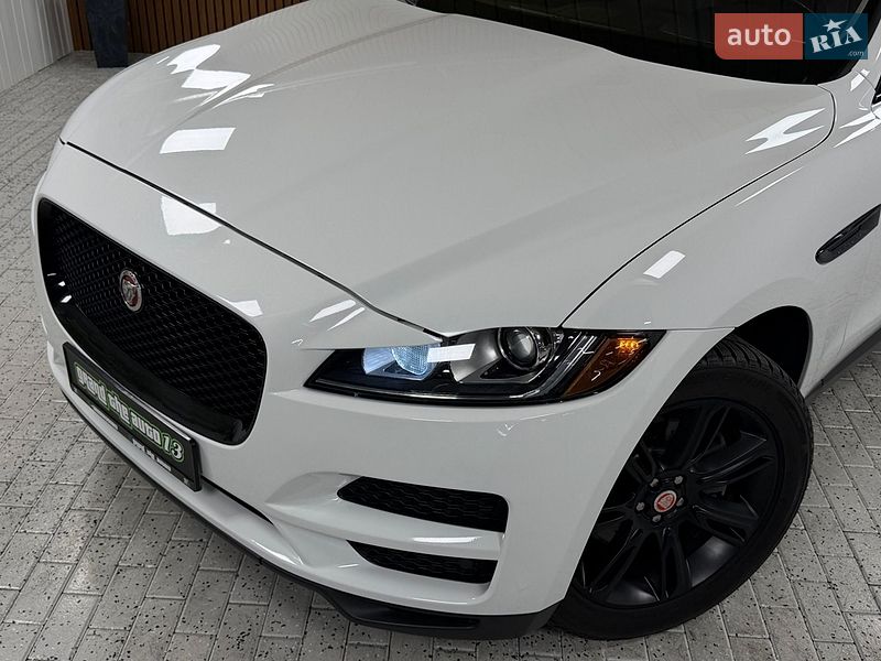 Внедорожник / Кроссовер Jaguar F-Pace 2016 в Киеве