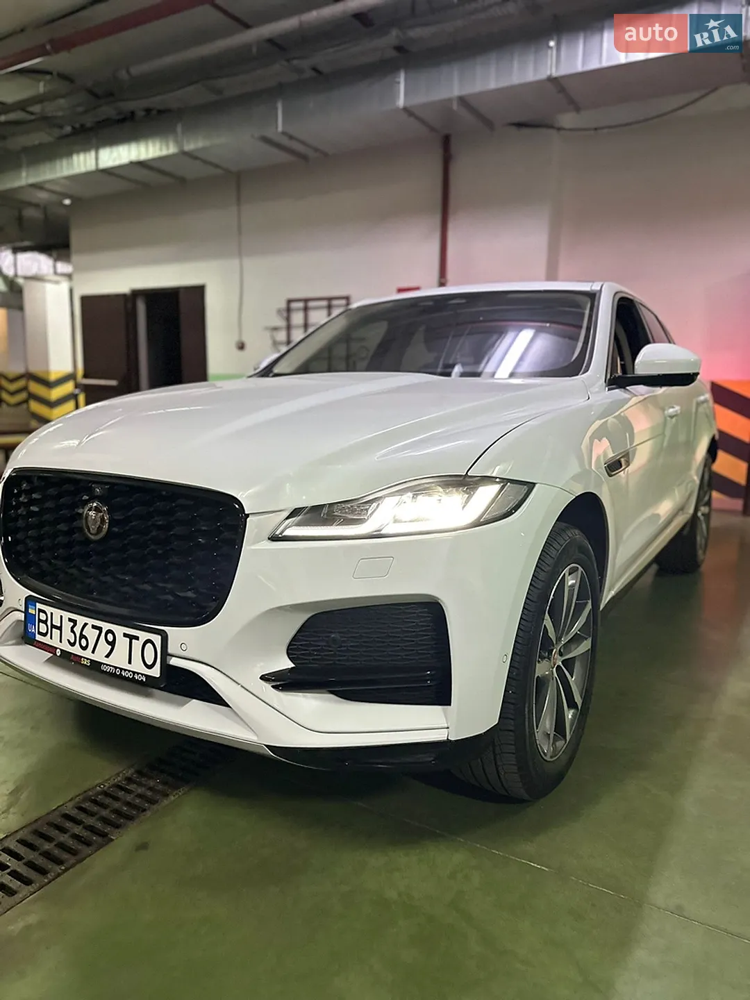 2021 Jaguar F-Pace - мініатюра 2