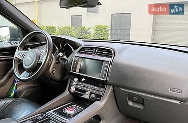 Внедорожник / Кроссовер Jaguar F-Pace 2018 в Львове фото 42 Внедорожник / Кроссовер Jaguar F-Pace 2018 в Львове