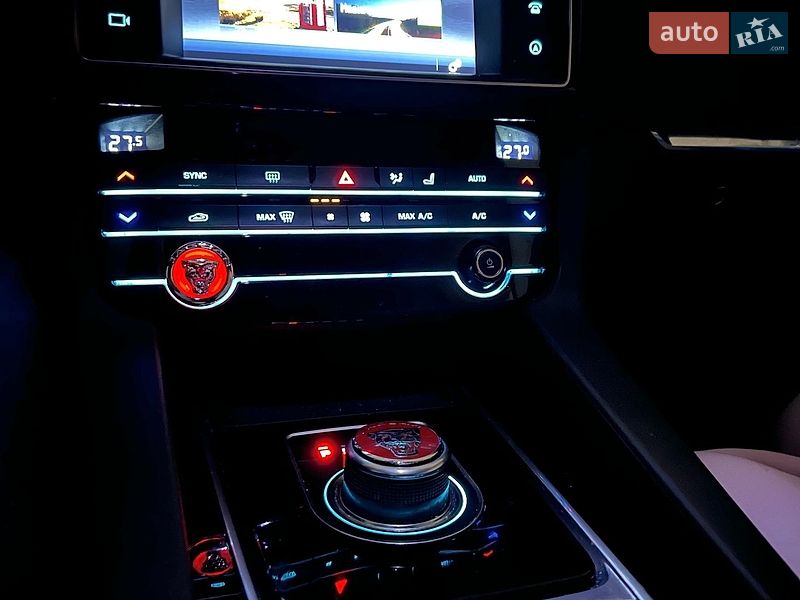 Внедорожник / Кроссовер Jaguar F-Pace 2018 в Львове фото 48 Внедорожник / Кроссовер Jaguar F-Pace 2018 в Львове
