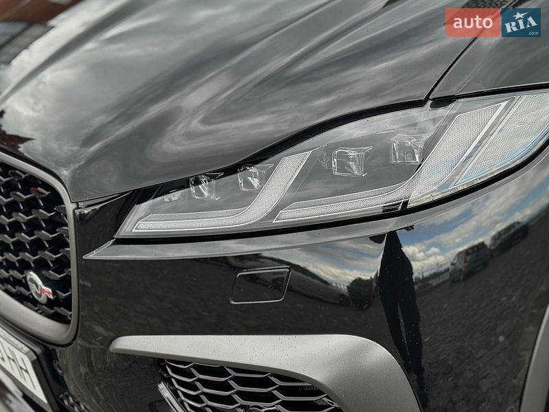 Позашляховик / Кросовер Jaguar F-Pace 2021 в Дніпрі