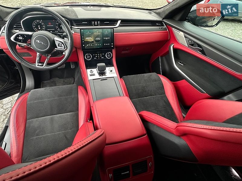 Позашляховик / Кросовер Jaguar F-Pace 2021 в Дніпрі
