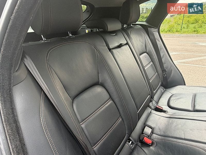 Позашляховик / Кросовер Jaguar F-Pace 2017 в Рівному