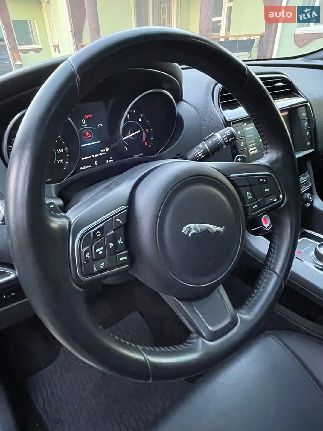 2016 Jaguar F-Pace - мініатюра 48